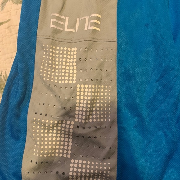 COPY - men’s nike basketball shorts - Picture 3 of 5